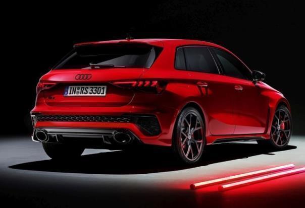 Als Schweizer Premiere wird der neue Audi RS 3 gezeigt